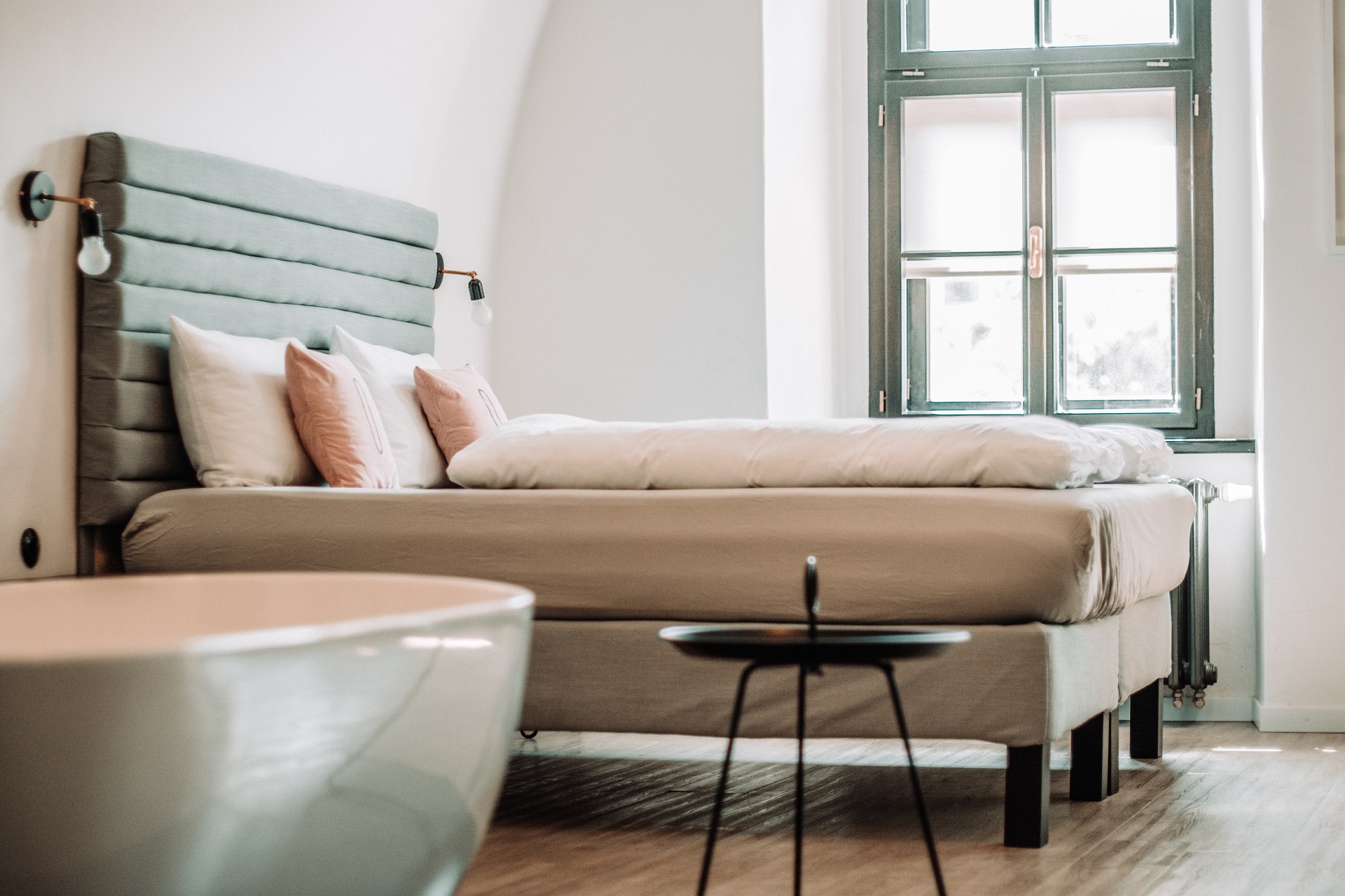bedroom-g55d958f0e_1920